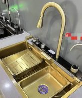 Sink GQ1 available in black and gold